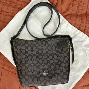 Coach Authentic Cross body Signature and leather bag
